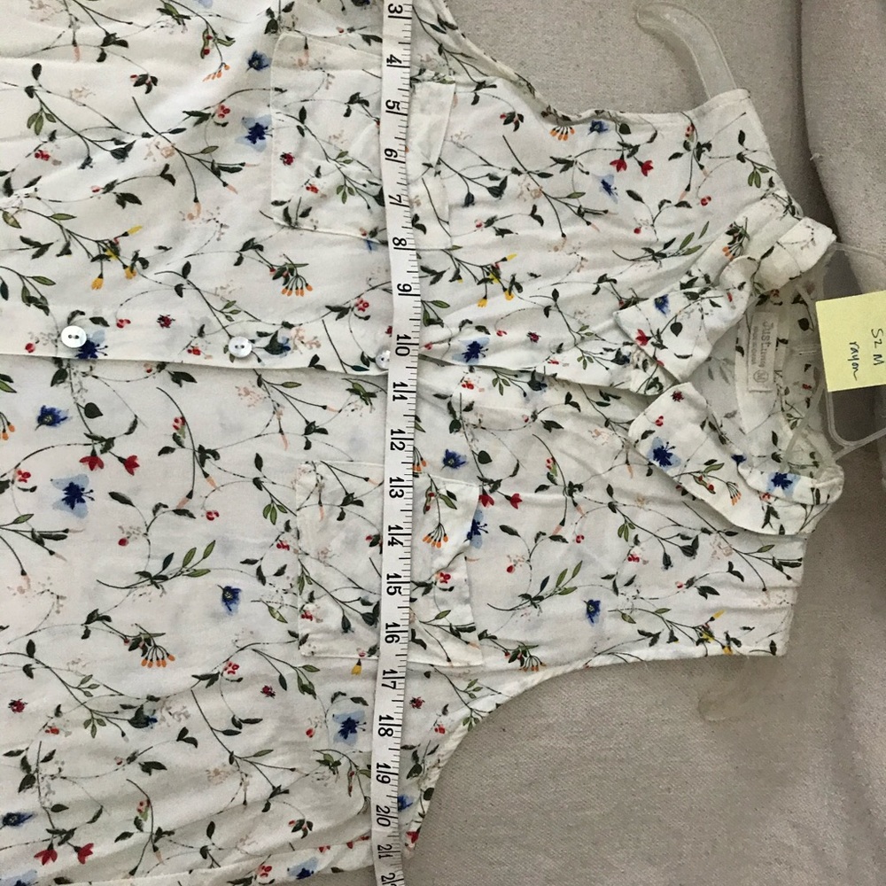 Flower Pattern Tank - Picture 4 of 4